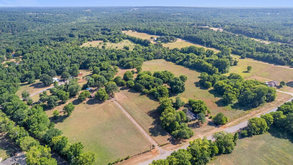 More Photos Of 10651 County Road 41, Lindale Land For Sale