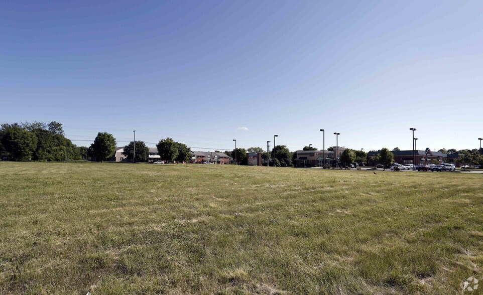 More Photos Of 404 E Main St, Middletown Land For Lease