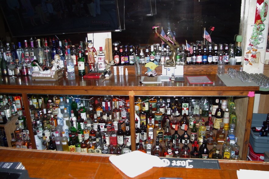 More Photos Of 2450 W Mesquite Ave, Pahrump Bar For Sale