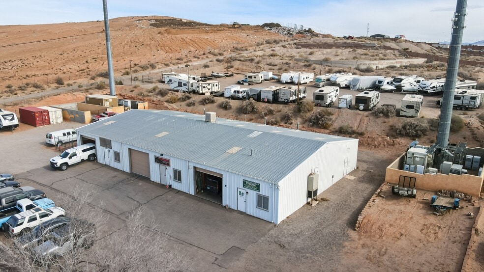 More Photos Of 1050 Carpenter St NE, Rio Rancho Industrial For Sale