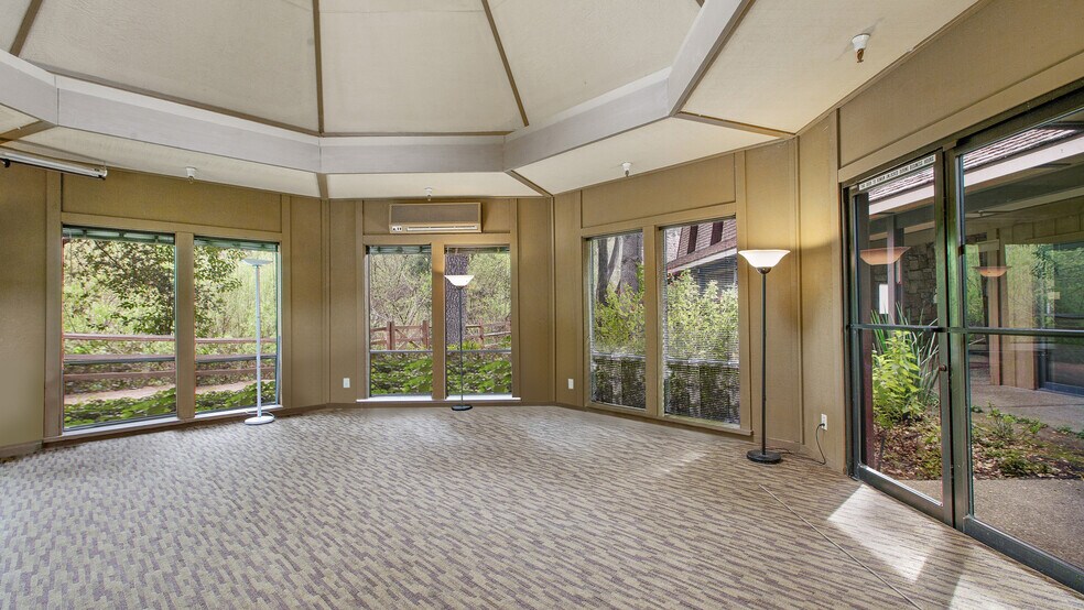 More Photos Of 7 Mount Lassen, San Rafael Office Residential For Sale