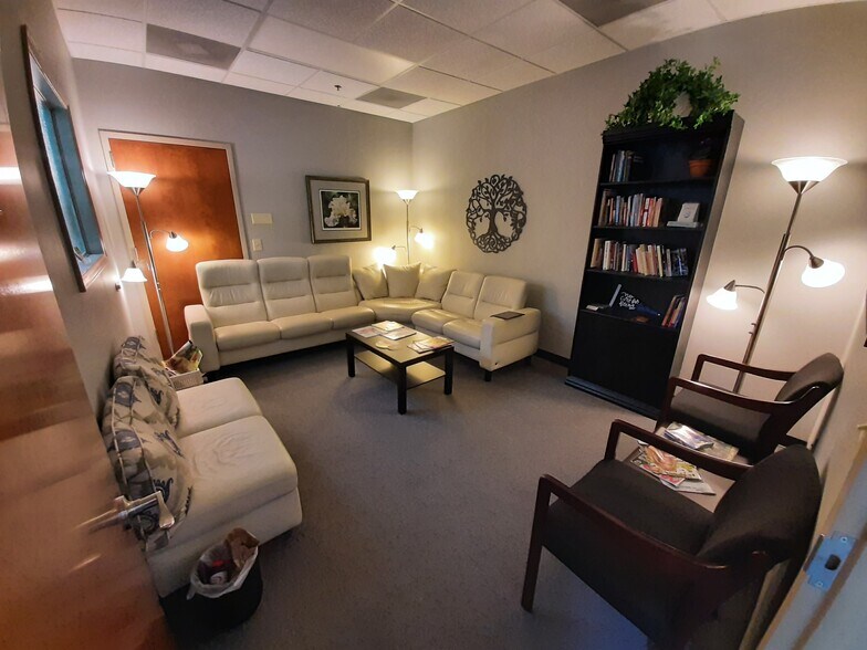 More Photos Of 1709 Legion Rd, Chapel Hill Coworking Space