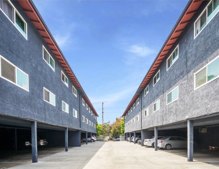 More Photos Of 2202-2208 Michigan Ave, Los Angeles Apartments For Sale