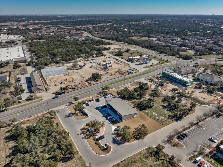 More Photos Of 901 N Vista Ridge Blvd, Cedar Park General Retail For Sale