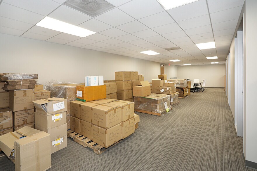 More Photos Of 2569 McCabe Way, Irvine Office For Lease