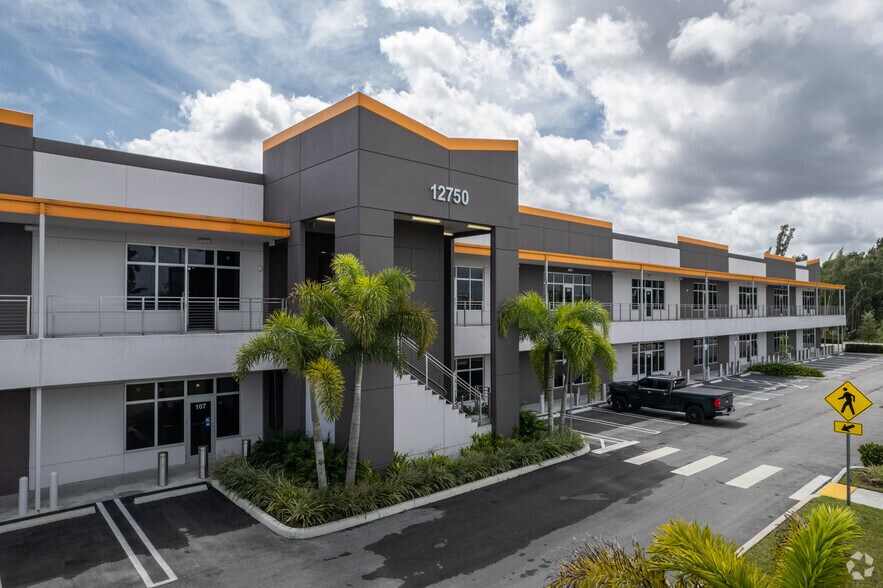 More Photos Of 12750 NW 17th St, Miami Medical For Lease