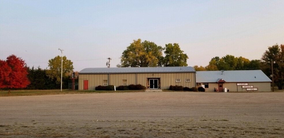 More Photos Of 26646 S 555 St, Fullerton Restaurant For Sale