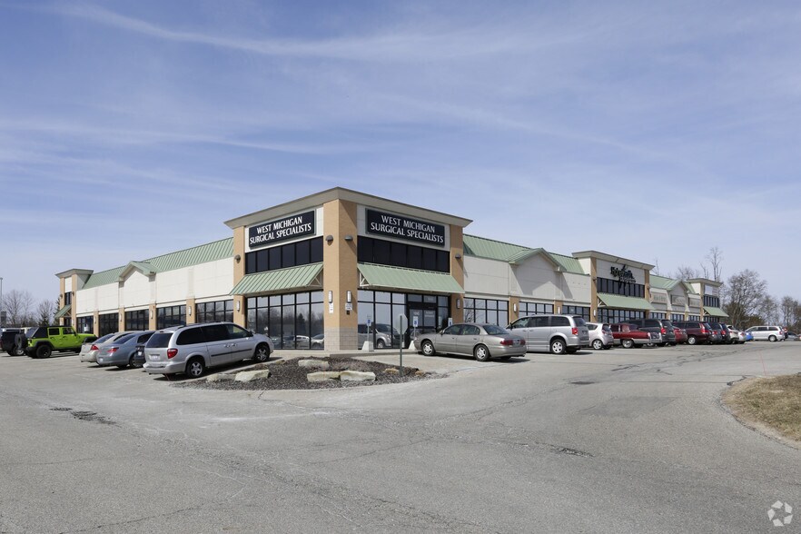 More Photos Of 1011-1045 Gezon Pky SW, Wyoming Freestanding For Sale