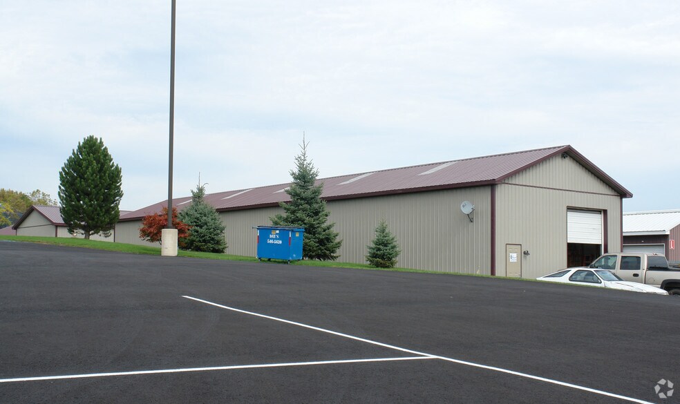 More Photos Of 5297 Lycoming Mall Rd, Montoursville Freestanding For Sale