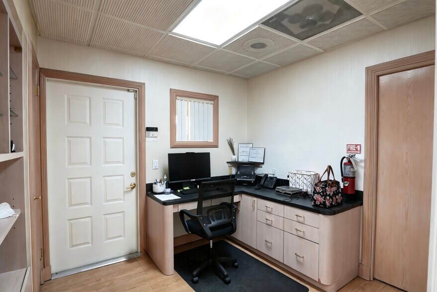 More Photos Of 650 W Boynton Beach Blvd, Boynton Beach Medical For Sale