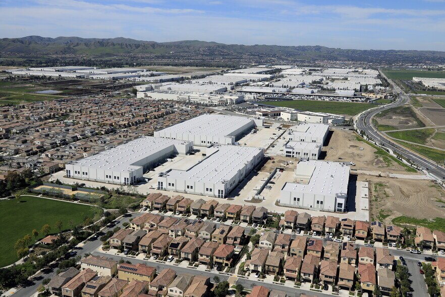 More Photos Of 15881 Terminal Ct, Chino Unknown For Lease