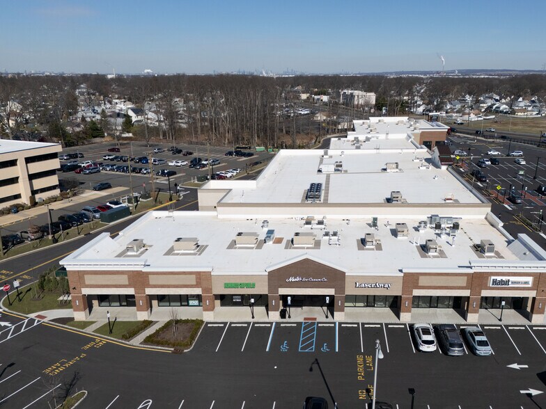 More Photos Of 1000 Saint Georges Ave, Avenel Bank For Lease