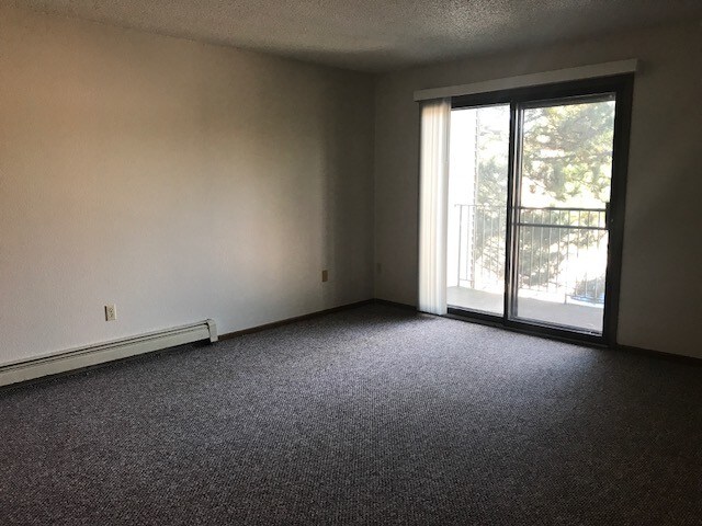 More Photos Of 901-909 N Cleveland Ave, Sioux Falls Multifamily For Sale