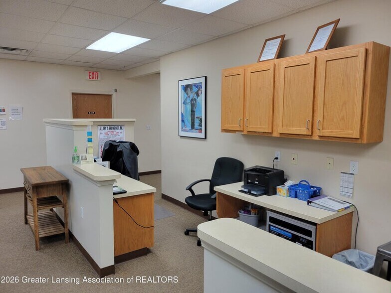More Photos Of 108 W Higham St, Saint Johns Medical For Sale