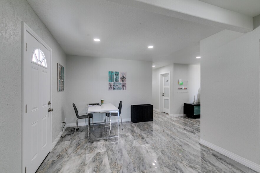More Photos Of 612 S Jones Blvd, Las Vegas Office Residential For Sale