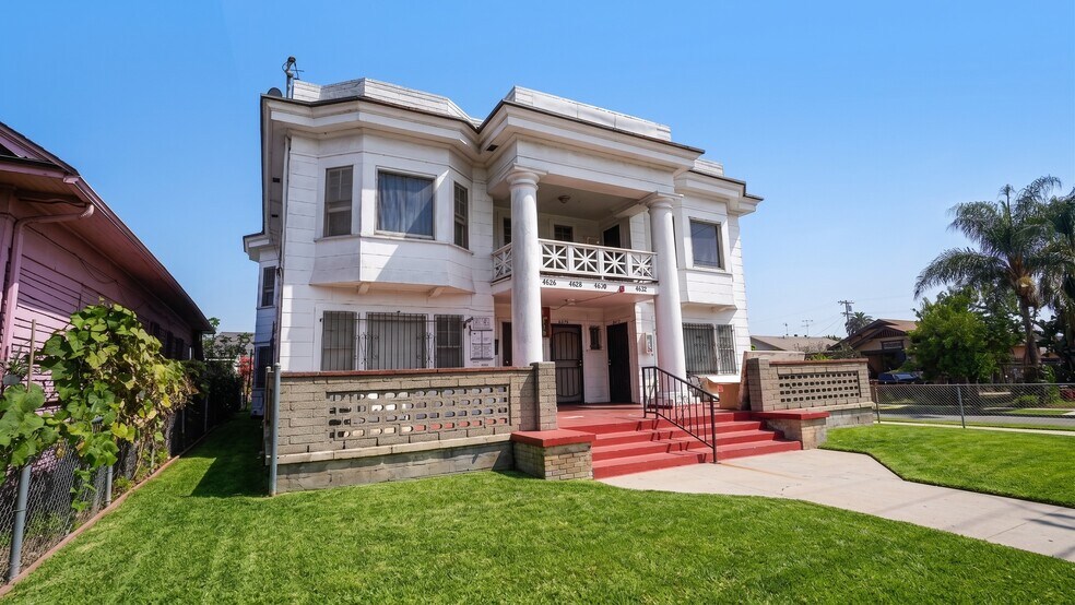 More Photos Of 4626 Wall St, Los Angeles Apartments For Sale