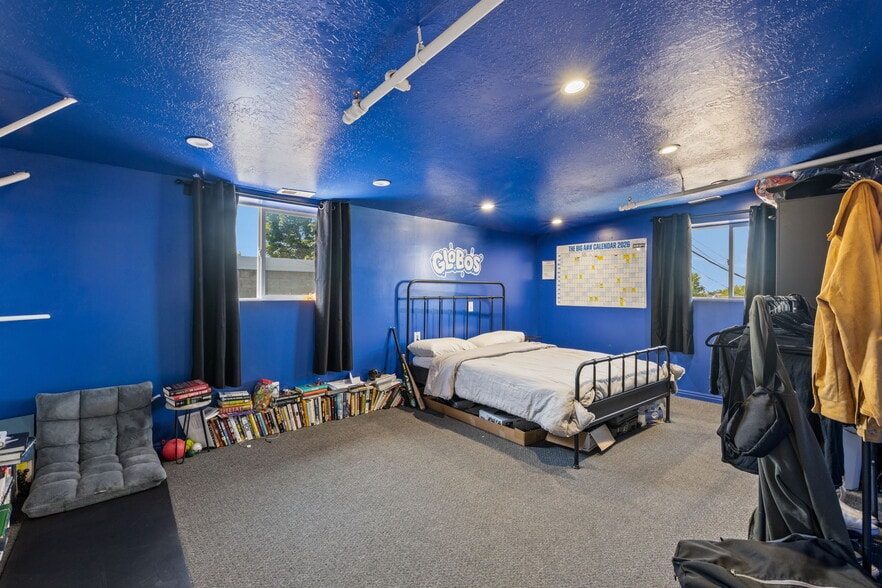 More Photos Of 7095 W 3500 S, Salt Lake City Service For Sale