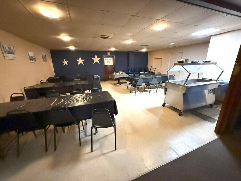 More Photos Of 402 Main St, Griswold Restaurant For Sale