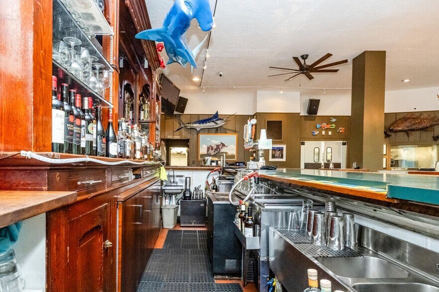 More Photos Of 16409 Red Arrow Hwy, Union Pier General Retail For Sale