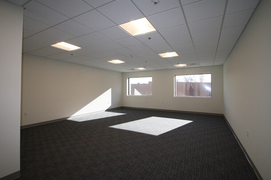 More Photos Of 28 Riverside Dr, Pembroke Research And Development For Lease