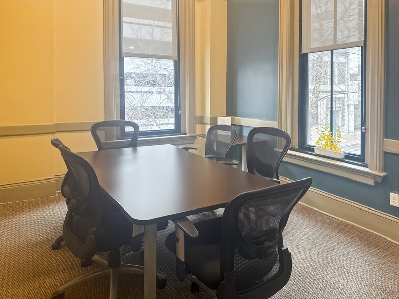 More Photos Of 103-107 W 9th St, Kansas City Coworking Space