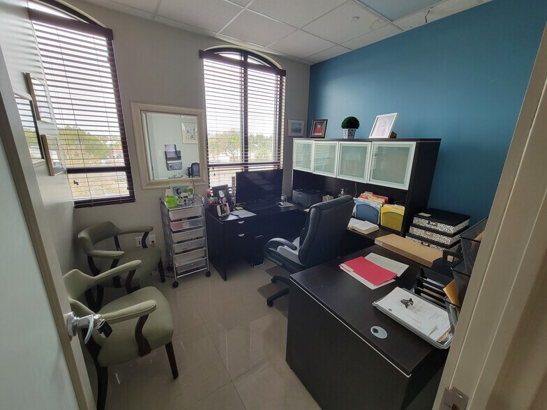 More Photos Of 5599 S University Dr, Davie Loft Creative Space For Sale
