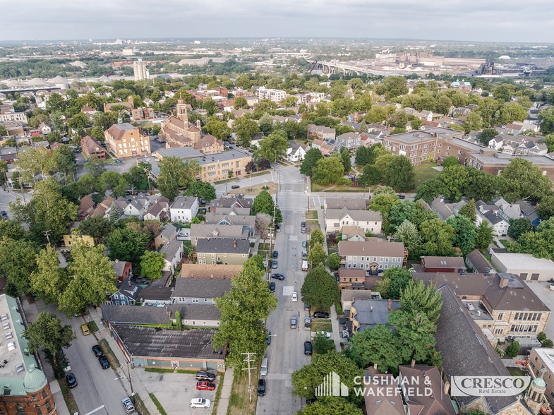 More Photos Of 1020 Kenilworth Ave, Cleveland Apartments For Sale
