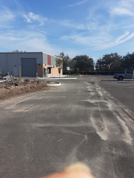 More Photos Of 4224 Solutions Ln, Bradenton Warehouse For Sale