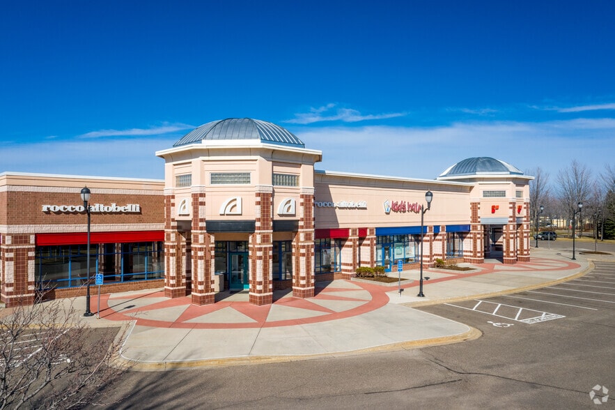 More Photos Of 8348-8362 Tamarack Vlg, Woodbury Unknown For Lease