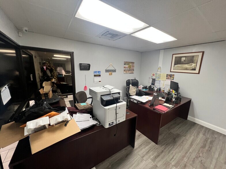 More Photos Of 5001 Rowlett Rd, Rowlett Medical For Lease