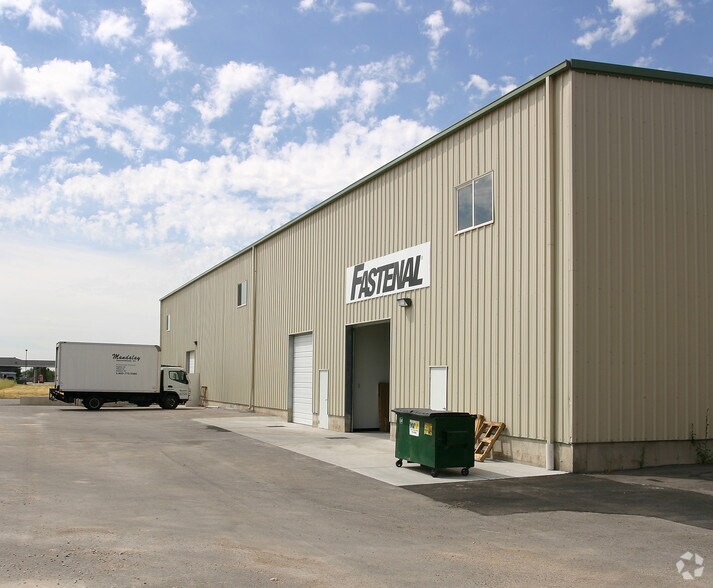 More Photos Of 2710 N Parkland Blvd, Ogden Warehouse For Lease
