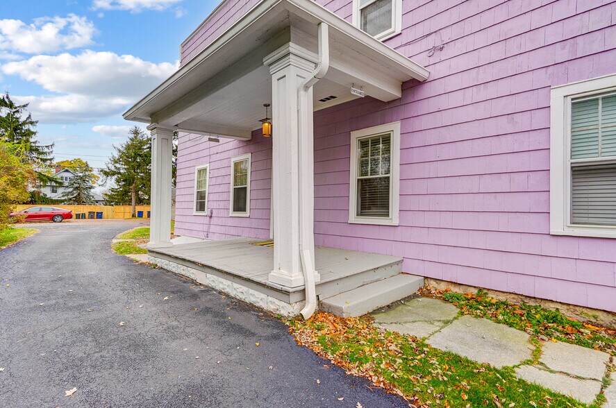 More Photos Of 140 W Front St, Perrysburg Office For Sale