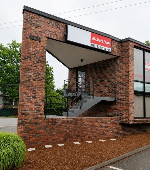 More Photos Of 1374 E Putnam Ave, Old Greenwich Freestanding For Lease