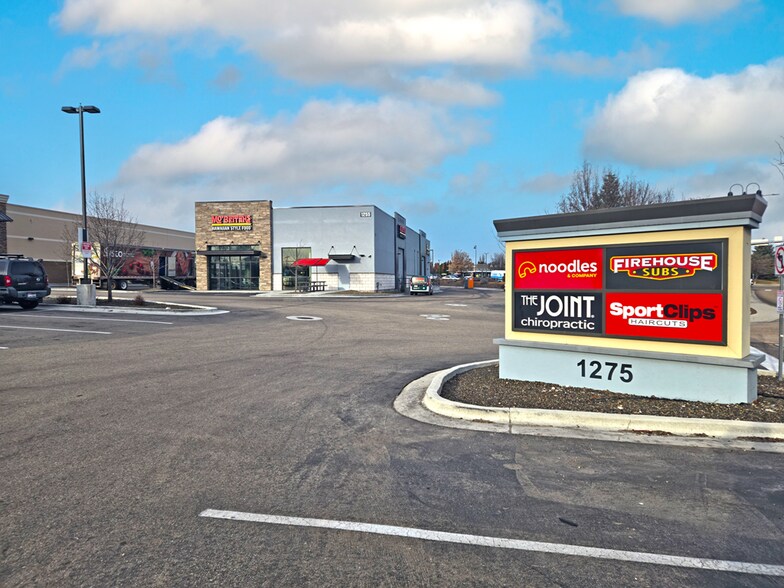 More Photos Of 1255 N Happy Valley Rd, Nampa Restaurant For Sale