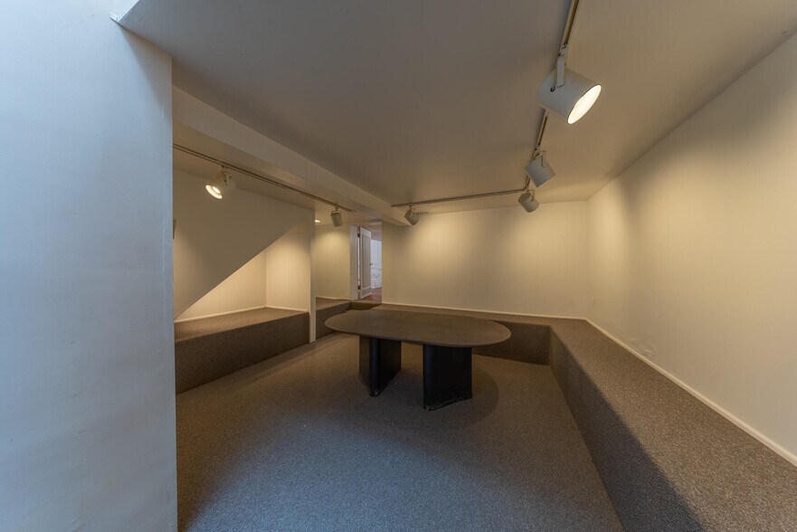 More Photos Of 5-9 S Newstead Ave, Saint Louis Storefront For Sale