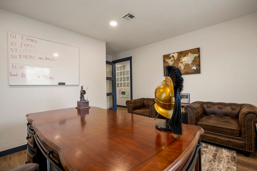 More Photos Of 1823 W 51st St, Tulsa Freestanding For Sale