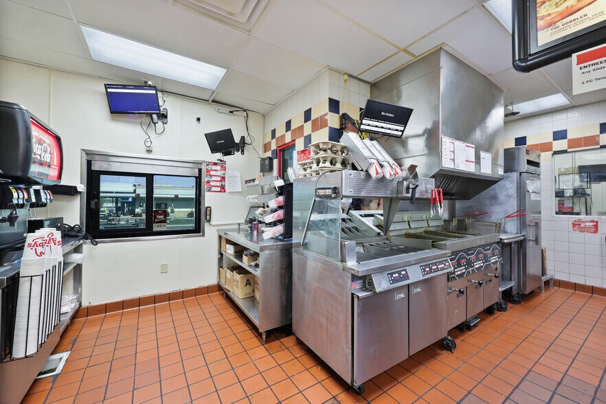 More Photos Of 310 S Boulder Hwy, Henderson Fast Food For Lease