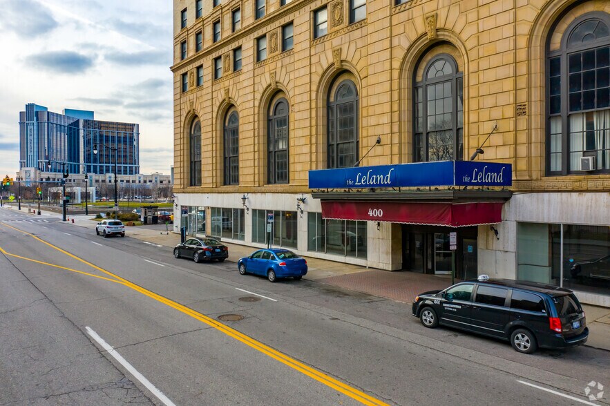 More Photos Of 400 Bagley St, Detroit Apartments For Lease