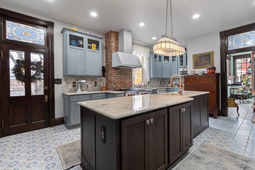 More Photos Of 306 Main Ave, Weston Office For Sale