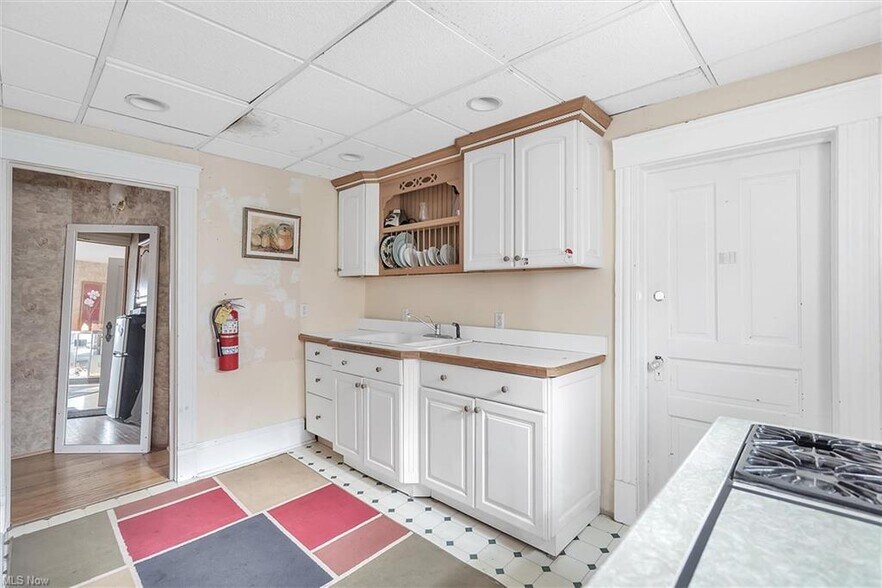 More Photos Of 7285 Center St, Mentor Office Residential For Sale