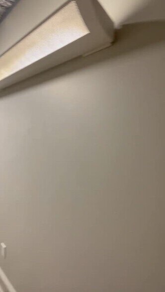 More Photos Of 421-423 Madison Ave, Covington Loft Creative Space For Sale