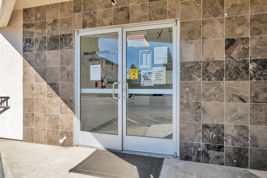 More Photos Of 515 Michigan Blvd, West Sacramento Medical For Sale