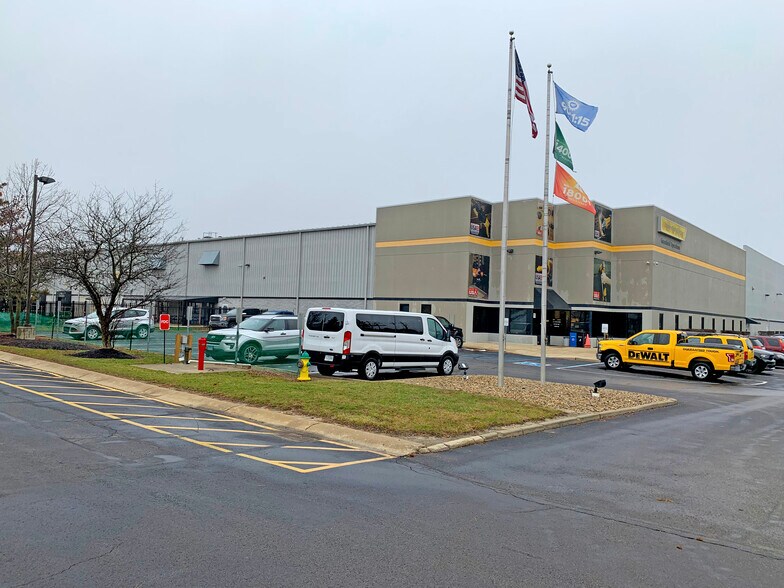 Primary Photo Of 501 W New Rd, Greenfield Warehouse For Lease
