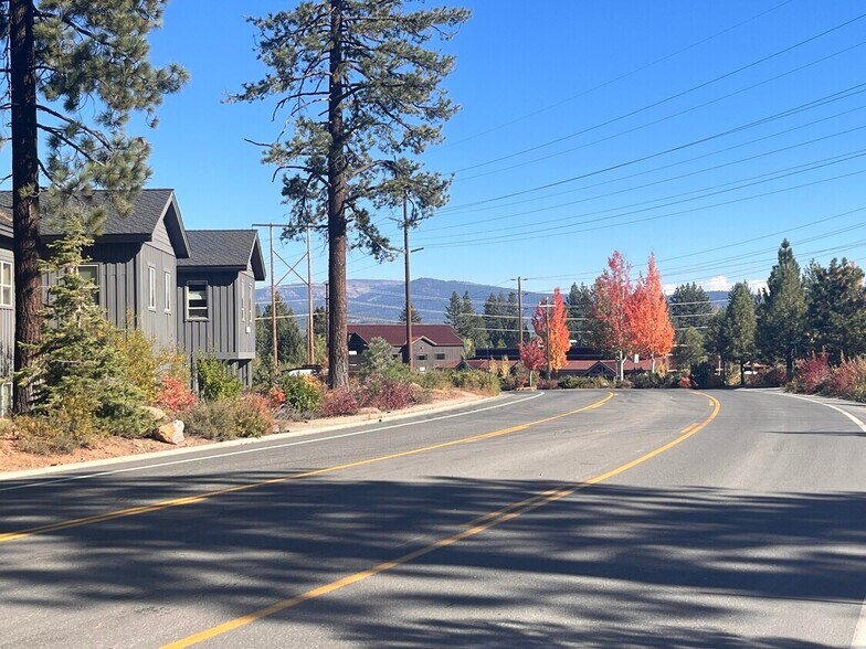More Photos Of 10925 Pioneer Trl, Truckee Office For Lease