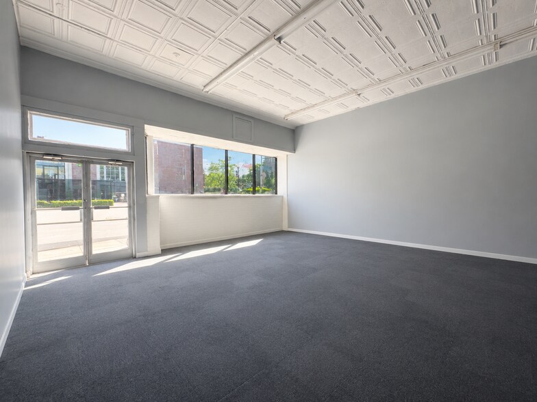 More Photos Of 85 Center St, Middleborough Storefront For Lease