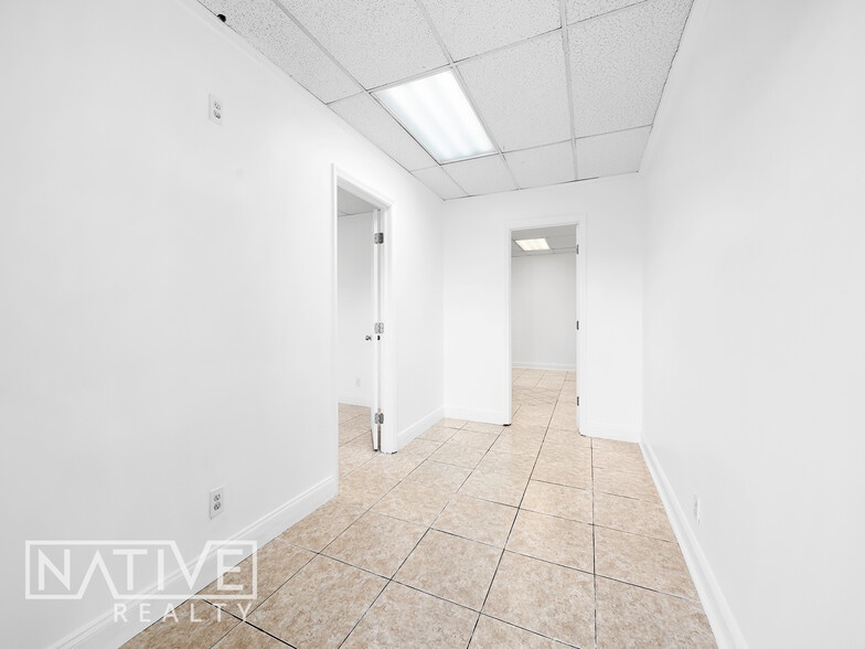 More Photos Of , Oakland Park General Retail For Sale