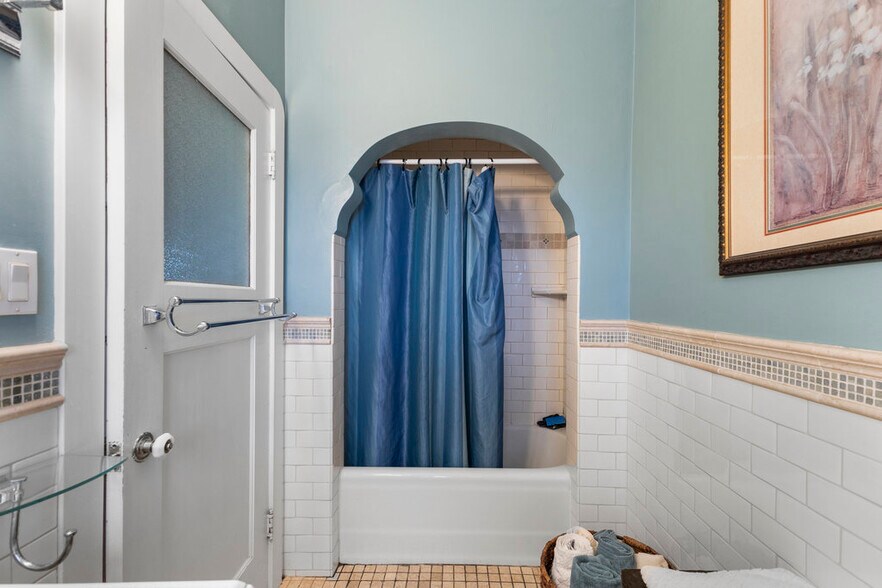 More Photos Of 2900 Barrett Ave, Richmond Multifamily For Sale