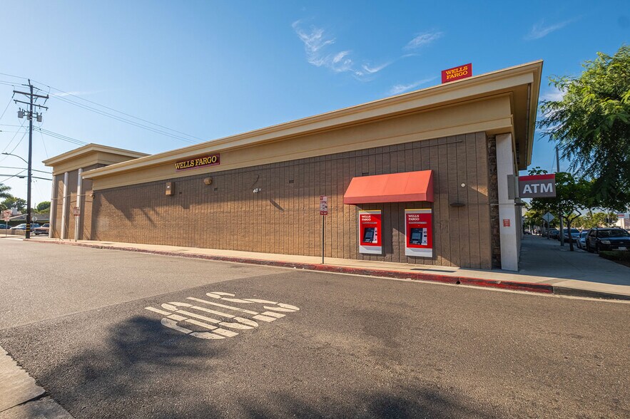 More Photos Of 13543-13545 Hawthorne Blvd, Hawthorne Loft Creative Space For Sale