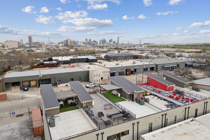 More Photos Of 4763 Algiers St, Dallas Loft Creative Space For Sale