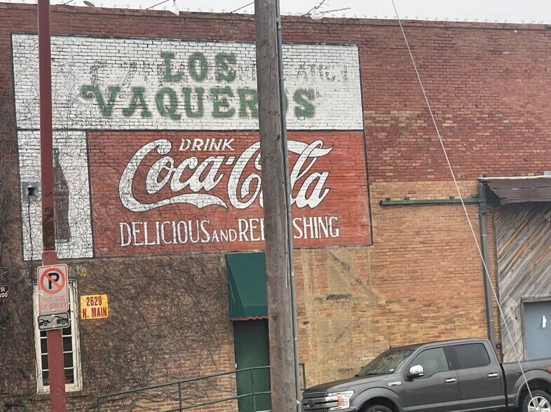 More Photos Of 2629 N Main St, Fort Worth Restaurant For Sale